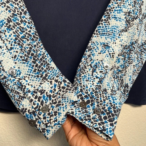 Equipment Liam Silk Blouse Top Blue Python Snake Print Long Sleeve Womens XS - Picture 4 of 8